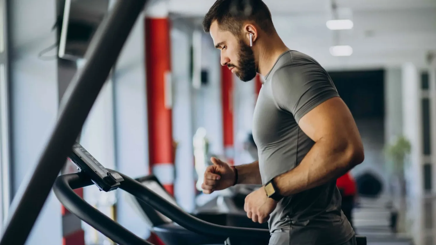 Prestige Raintree Park serein pool view